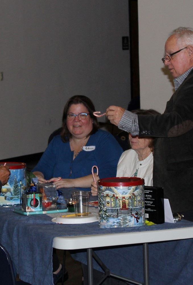 Opening Candy Cane (JPEG)