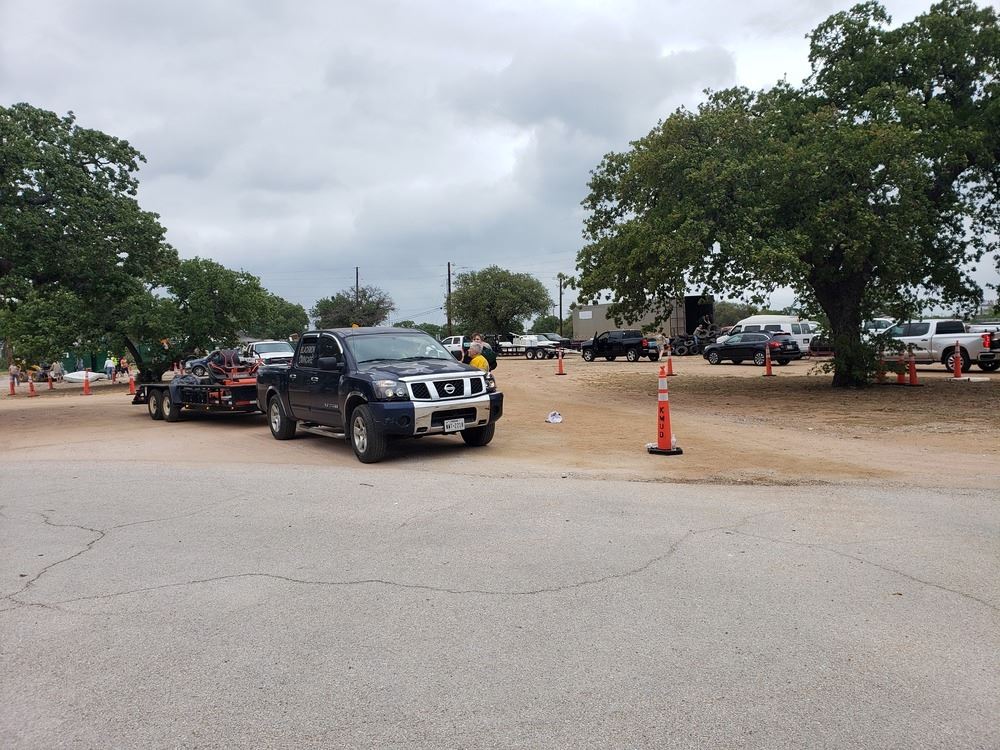 Blue Truck Hauling Waste (JPEG)